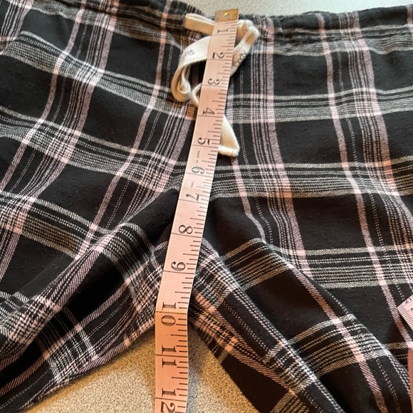 Vintage Roots Canada Black & Pink Plaid Pj Bottoms Size Medium - Picture 8 of 9